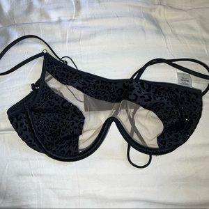 God Save Queens Gigi Top